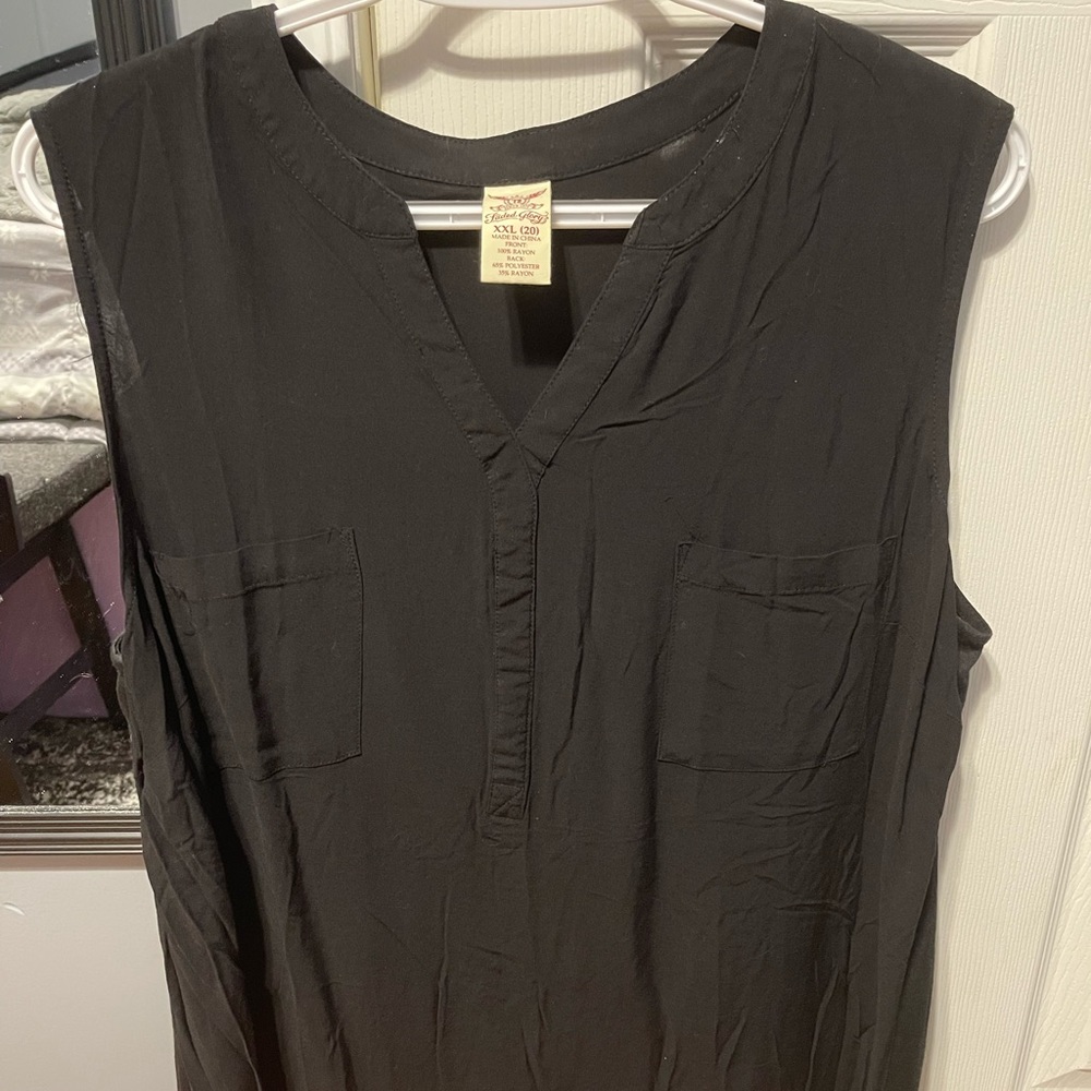 Faded Glory Black V Neck Sleeveless Blouse. Size XXL POLYESTER & RAYON